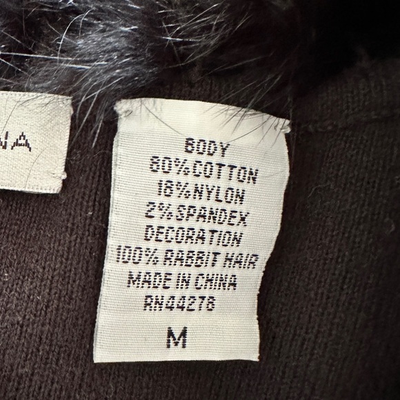 Marissa Cristina Black Sleeveless Top with Fur Collar - Picture 3 of 3